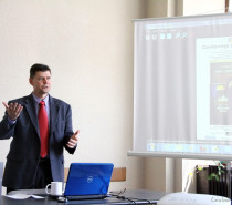 Conferinta Dr. Larry Watts la Institutul de Sociologie al Academiei Romane. Perceperea internațională a României în perioada 1978 – 1989. VIDEO Conferinta Dr. Larry Watts la Institutul de Sociologie al Academiei Romane. Perceperea internațională a României în perioada 1978 – 1989. VIDEO